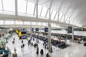 Top 15 Biggest Airports In The UK — AirportTaxiExpress.co.uk
